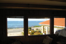 Ocean Spray & Waves Quaint Studio
