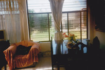 RENT HOUSE IN THE MIDDLE OF THE WOR