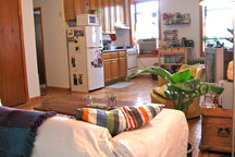 Charming and bright 1 bedroom apt