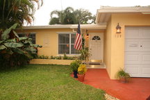 Ft Lauderdale Pool home near Beach!