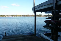 Lakeside Cottage-close to all!