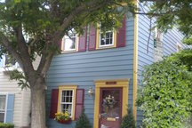 Gatsby's House Bed & Breakfast