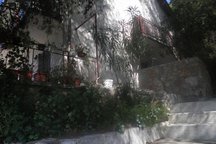 Discover "mysterious island" Hvar
