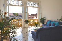 Old City Apartment w/ Amazing View