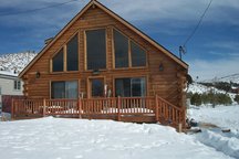 BIG BEAR LOG HOME-VIEW OF SKI SLOPE