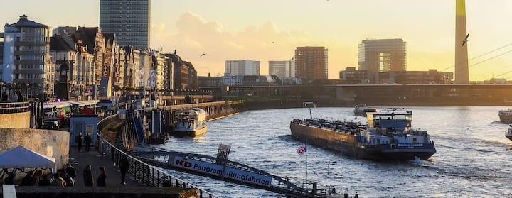 Airbnb Dusseldorf Vacation Rentals Places To Stay North