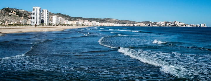 Encuentra alojamientos para FIM MotoGP World Championship - Gran Premio de la Comunitat Valenciana en Airbnb