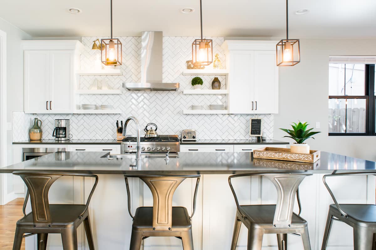Spacious and Modern Farmhouse-Style House Downtown