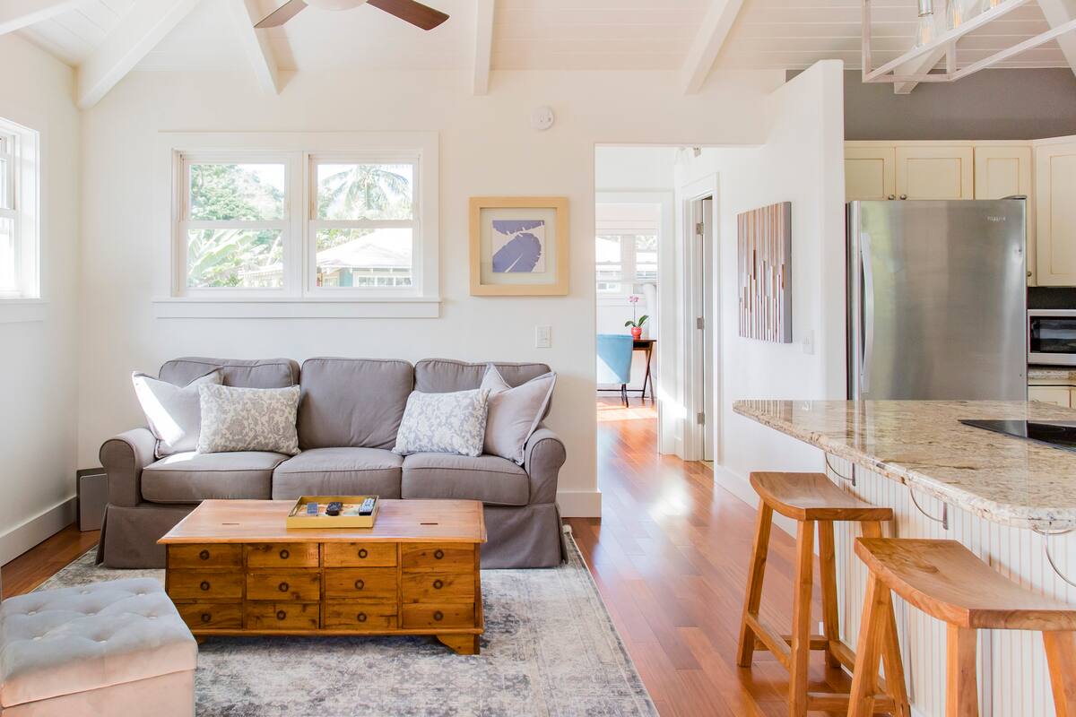 Cycle or Walk to Hanalei Bay from This Bright and Airy Home