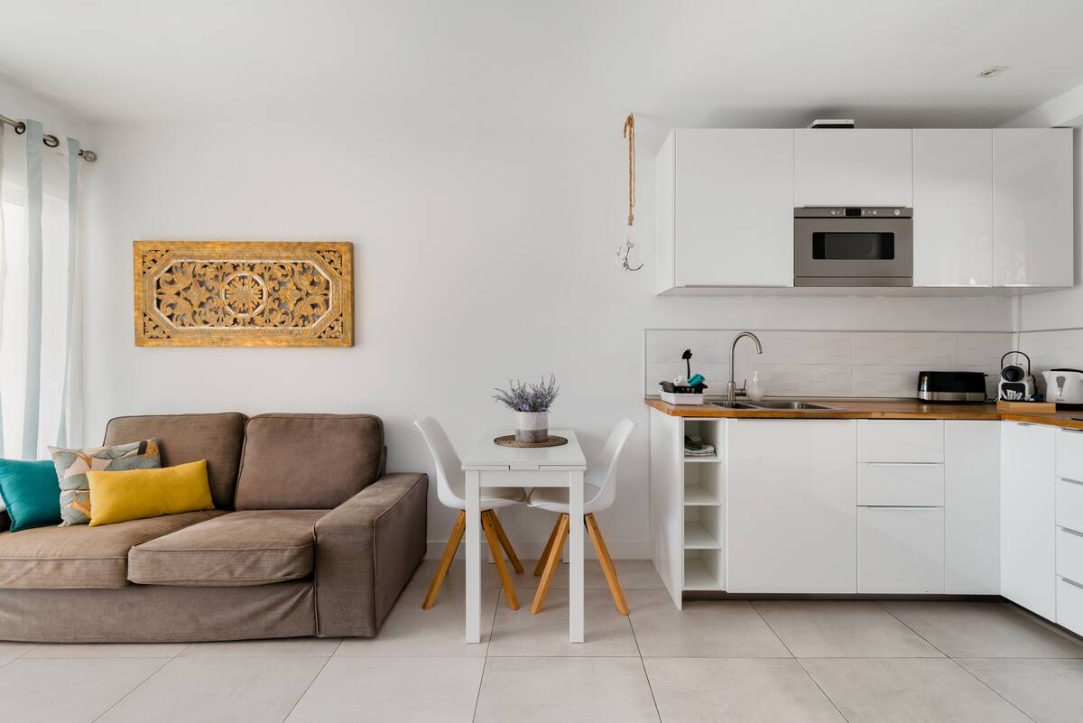 Sunny Apartment in Arguineguín with Panoramic Sea Views