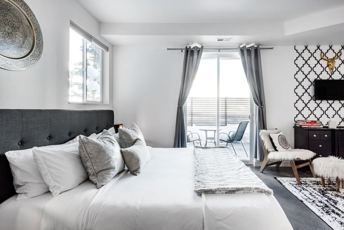 Visit Park City Ski Slopes from a Sleek, Modern Apartment