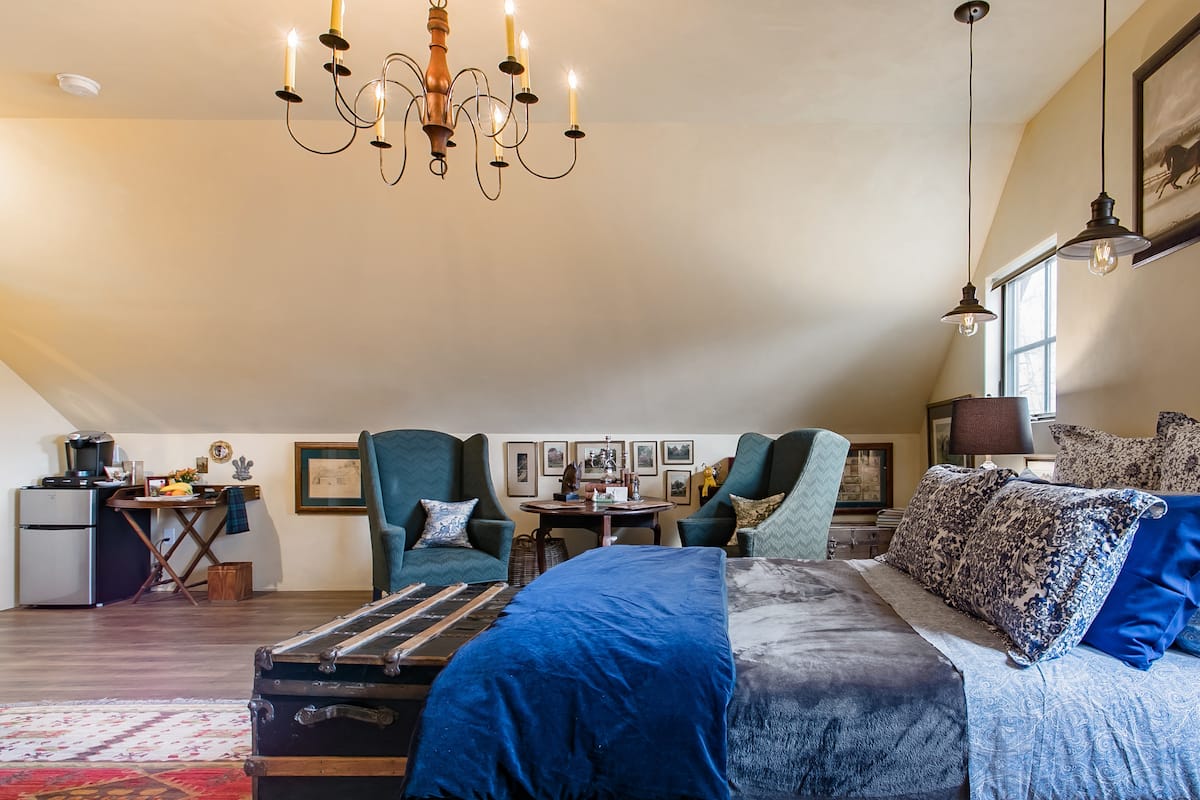 The Loft at the Historic Benjamin Ten Broeck House