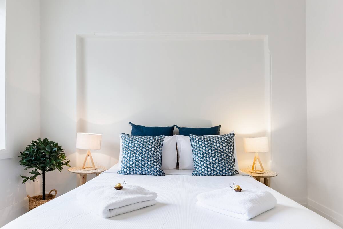 Central Apartment 1 Minute's Walk From Bondi Beach