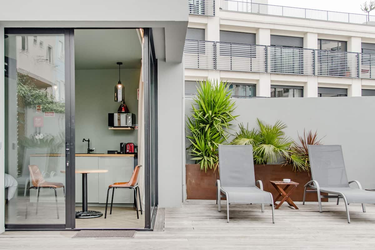 Airbnb® Lisbon Holiday Rentals & Places to Stay Lisbon, Portugal