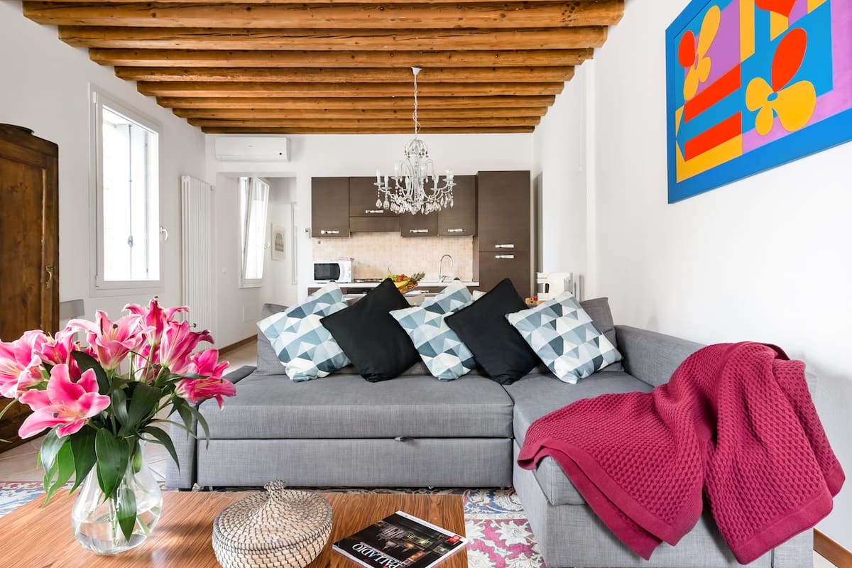 Modern Gem in the Heart of Vicenza