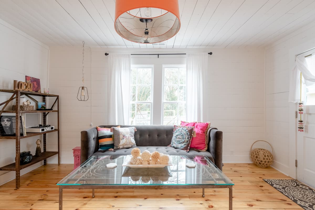 Sparkling Clean Social Distancing Space