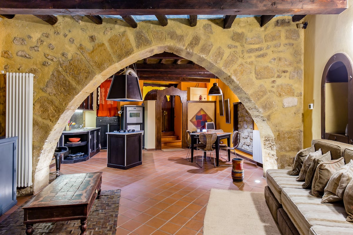 Airbnb Sicily Vacation Rentals Places To Stay