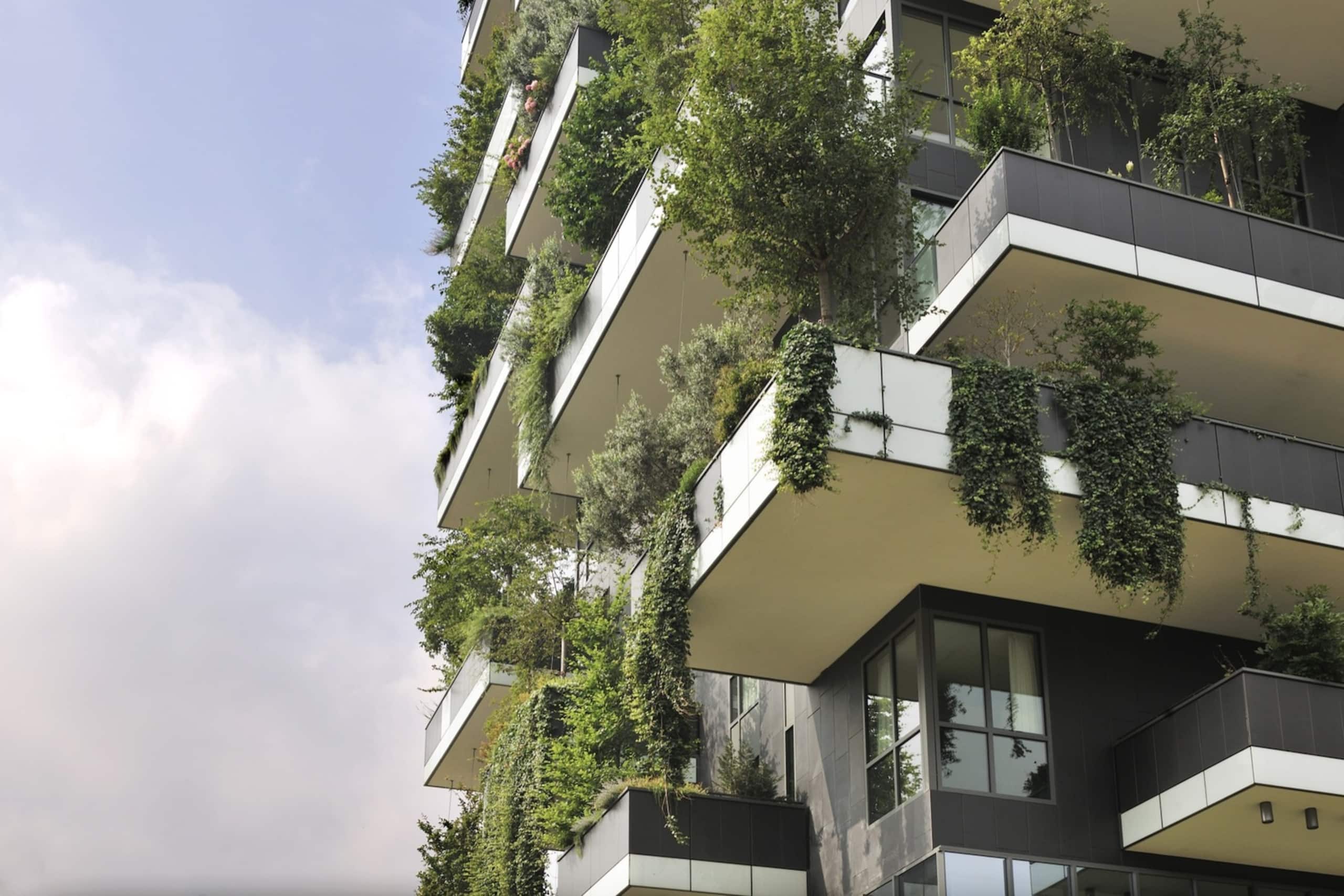Elegant Designer Flat in Bosco Verticale Apartments for Rent in