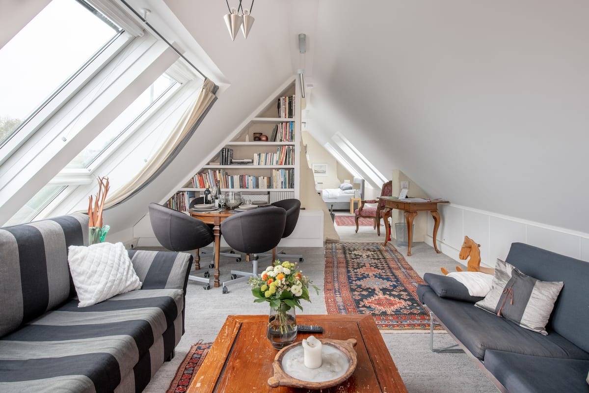 Vienna-Hights- Mansard Studio with Stunning Views of Vienna