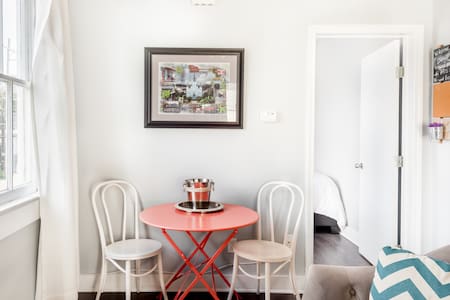 Ideal Nola Staycation- Convenience Meets Comfort