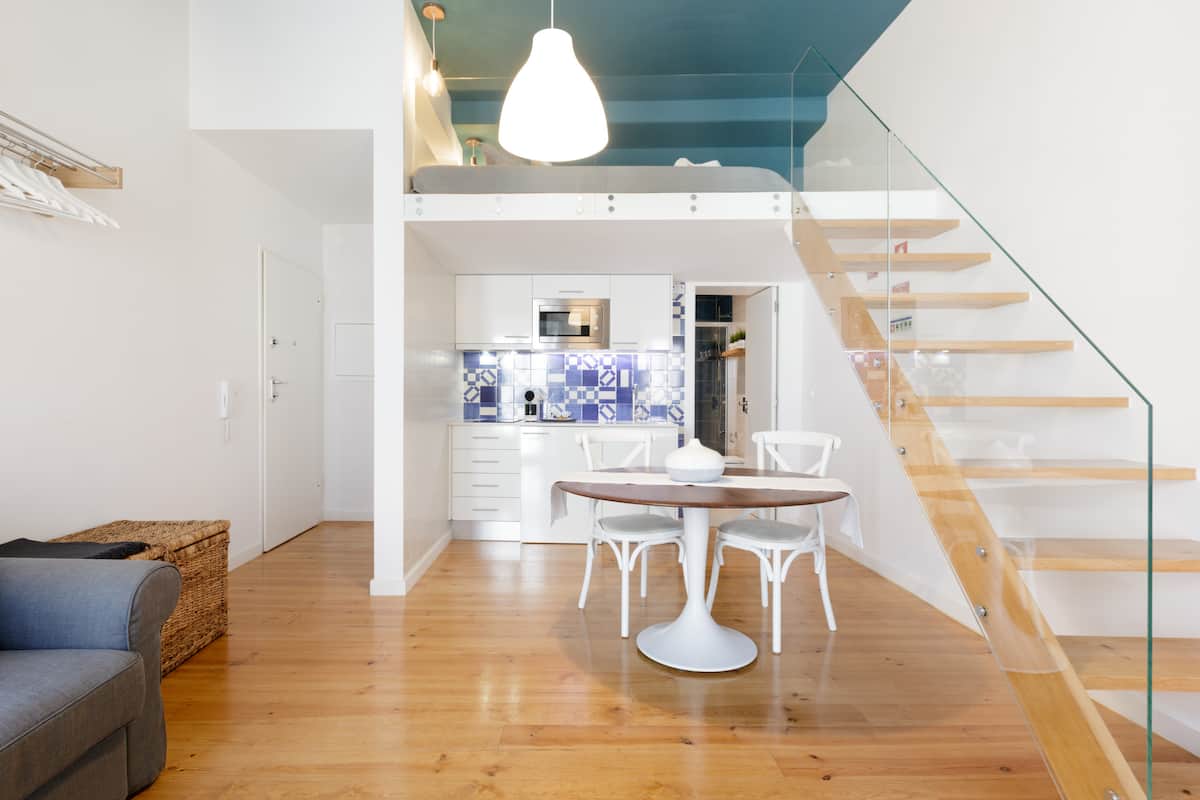 Explore the Heart of the City from a Sunny Loft