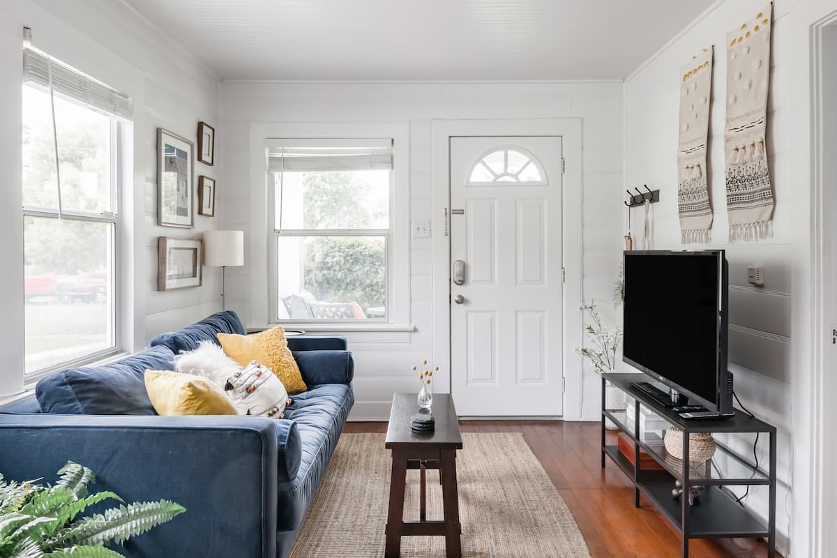 Airbnb Culver City Vacation Rentals Places To Stay