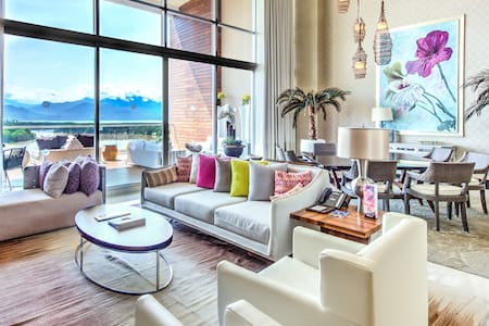 The Grand Luxxe Residence Two Bedroom Loft