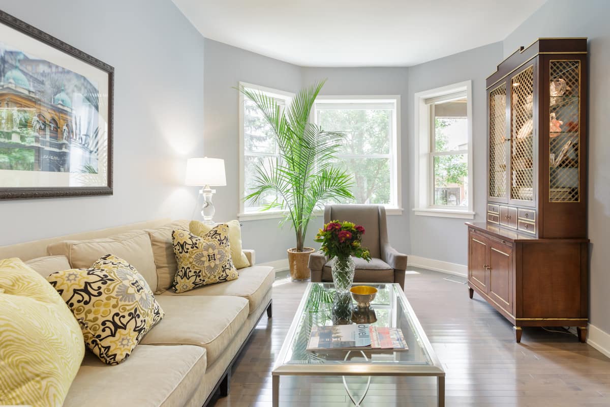 Calm, Airy House with a Garden Patio