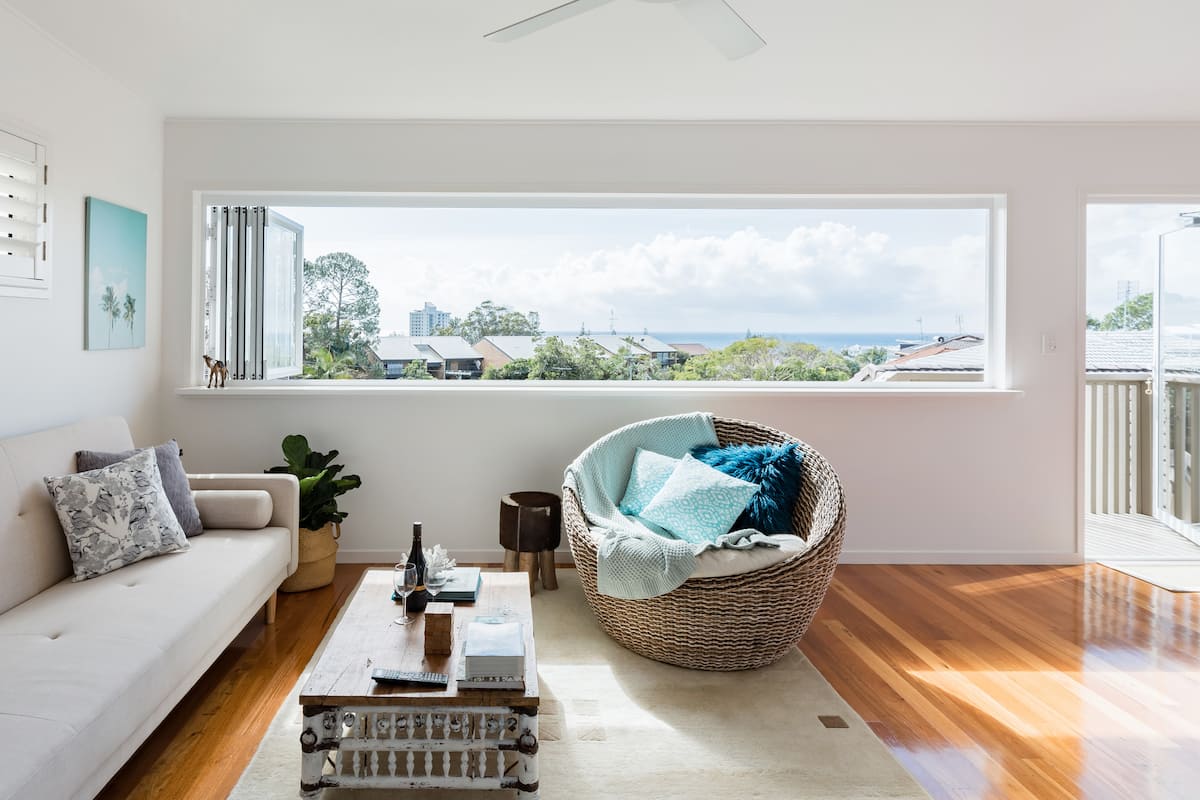 Designer Private Apartment, Close to Beach with 
Sea Views