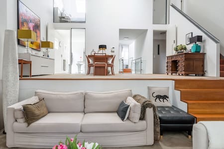 Apartment in Historic Building Right in Heart of the City