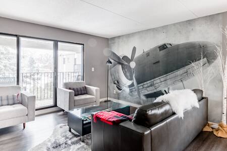 Stylish Riverside Apartment with Covered Balcony