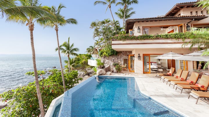 Mexico Luxury Villas & Vacation Rentals | Airbnb Luxe | Luxury Retreats - Off Grid Luxury Penthouse Rentals Mexico