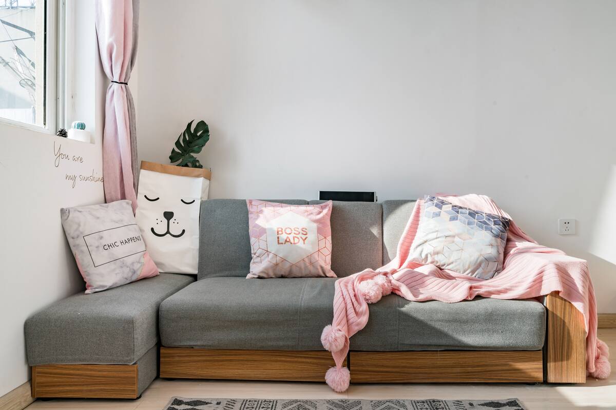 平安青岛 老城区INS风海景暖气Loft 可做饭百寸投影