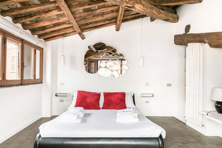 Appartamento Luminoso sui Tetti di Trastevere