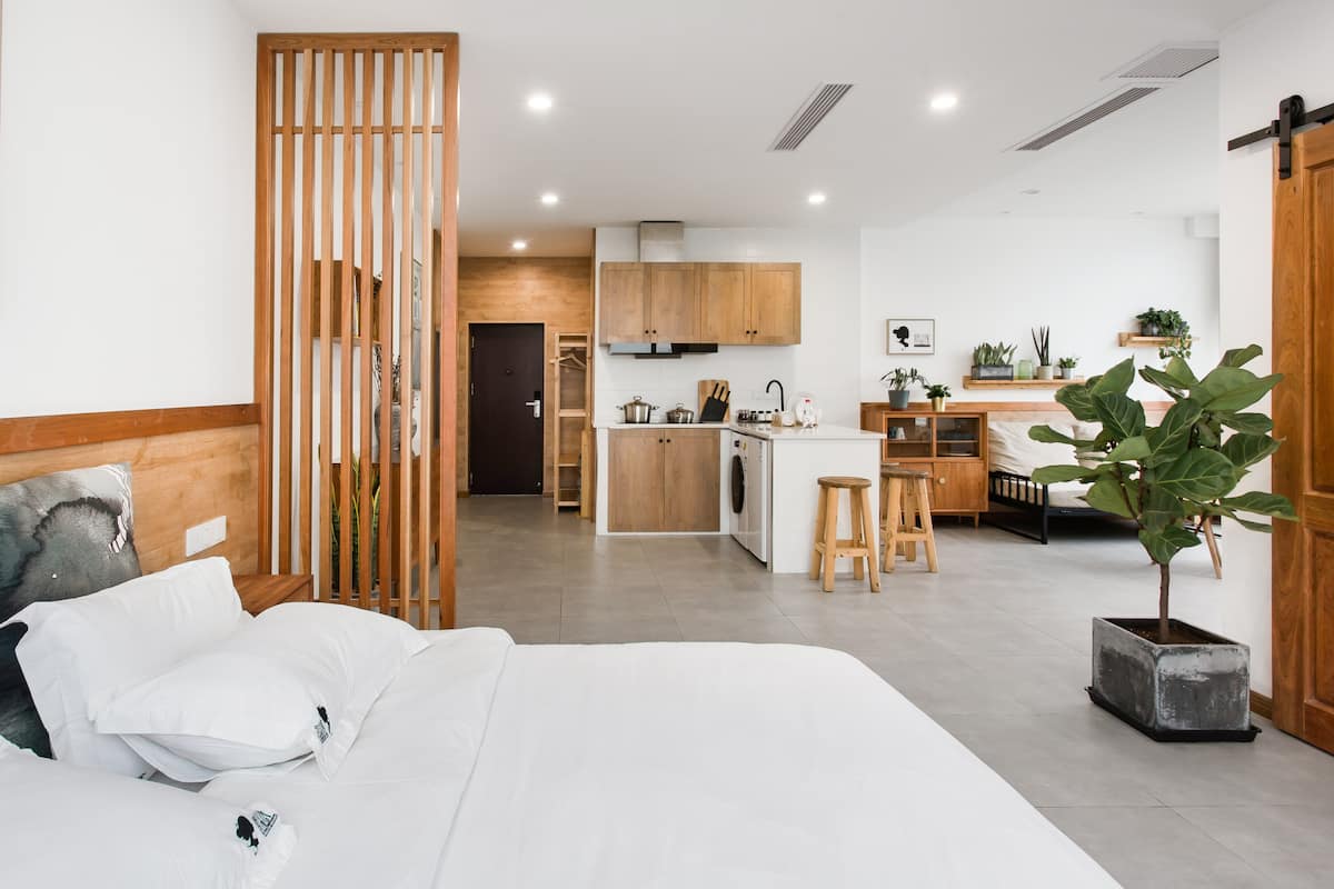 解放碑附近超级无敌江景房(谢小姐的家13号)地铁沿线+紧挨解放碑、洪崖洞、索道、朝天门、八一美食街