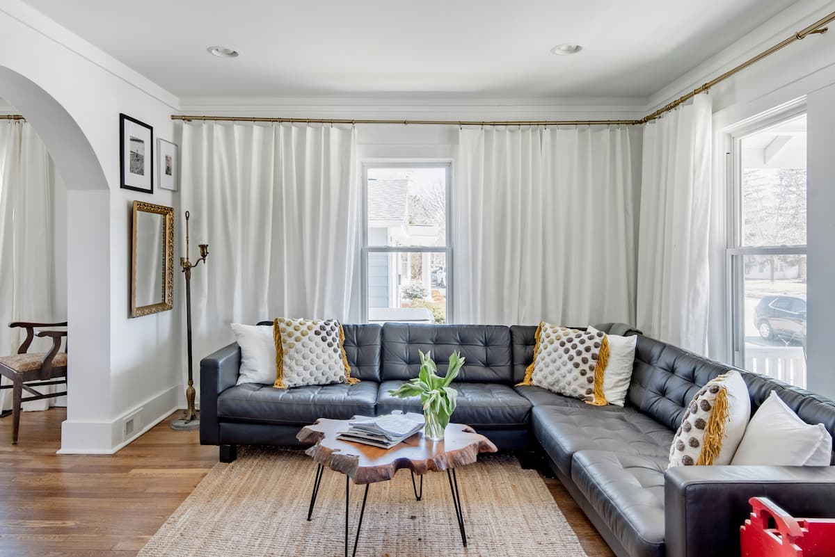 Airbnb Bloomfield Hills Vacation Rentals Places To