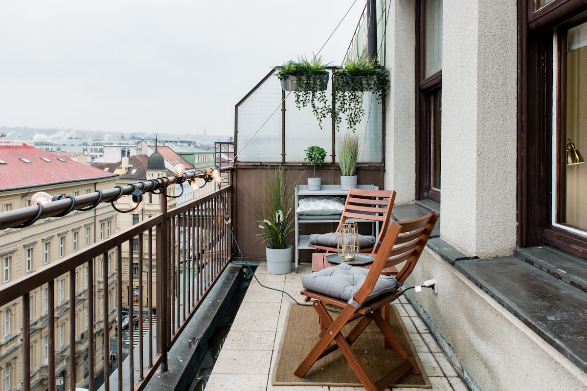 Sweeping Old Town Views from a 7th-Floor Apartment