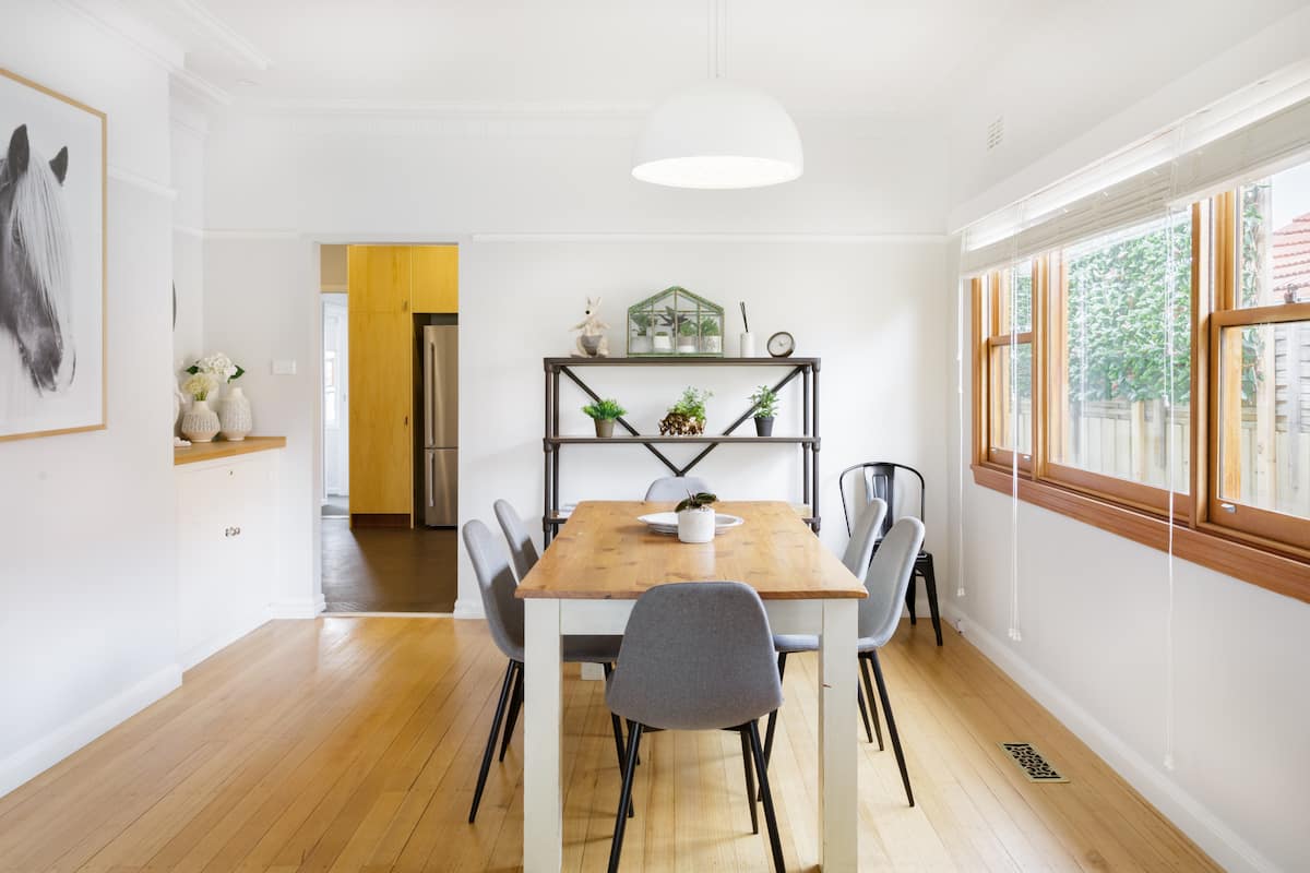 Live the Suburban Life in a Relaxing Retreat