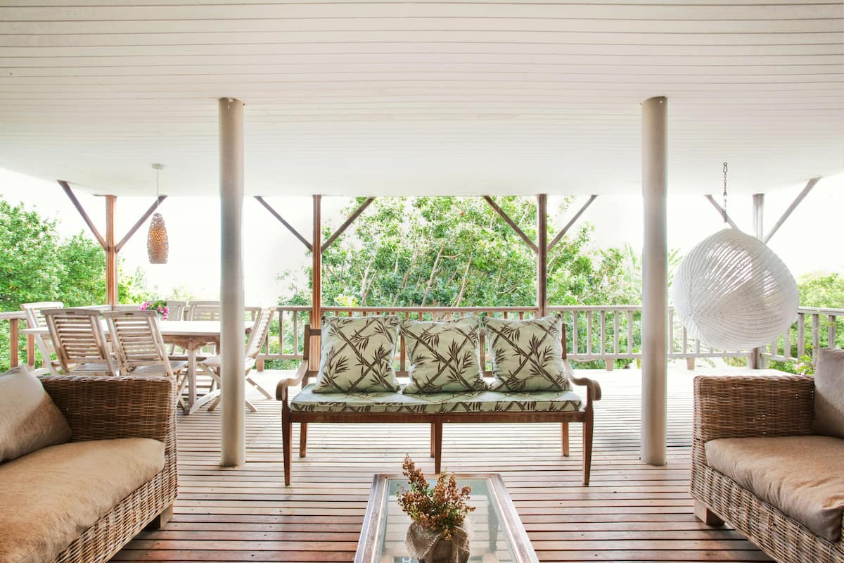 Breezy Apartment Close to Camps Bay Beach, Everview Bungalow