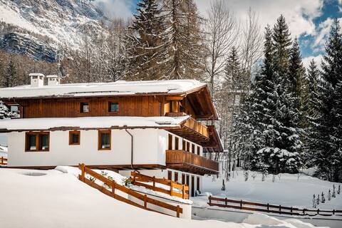 Chalet Perla Luxury Retreats