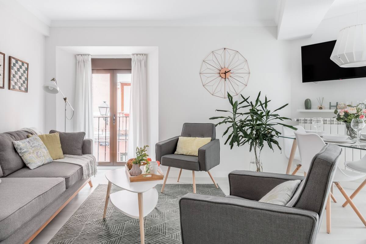 Barrio De La Latina Madrid Airbnb Plus Stays Airbnb