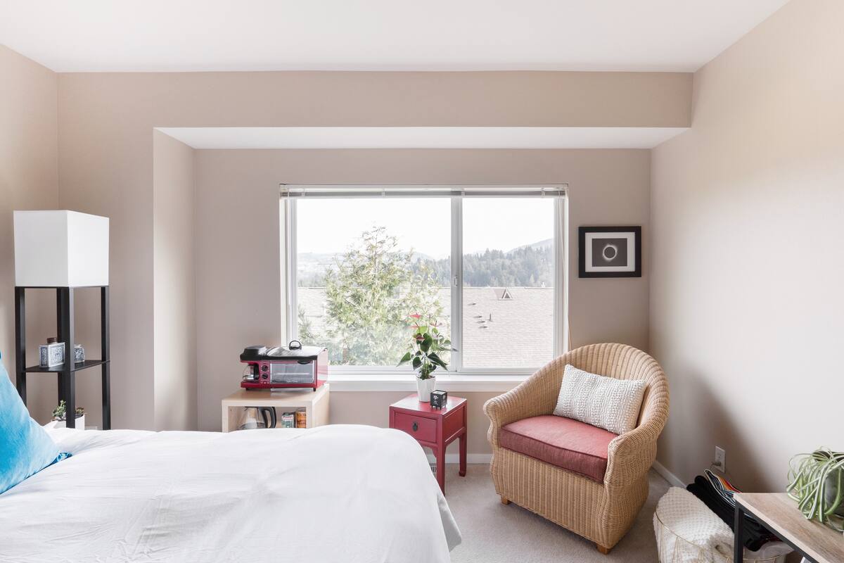 Airbnb® Issaquah Vacation Rentals & Places to Stay Washington