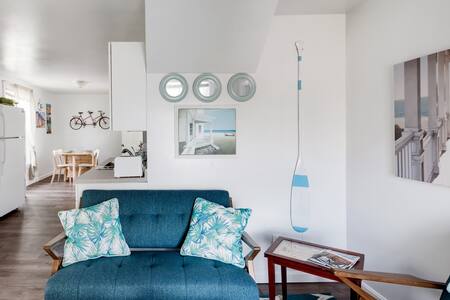 Unplug at a Beachy Bolthole with Classic New England Style