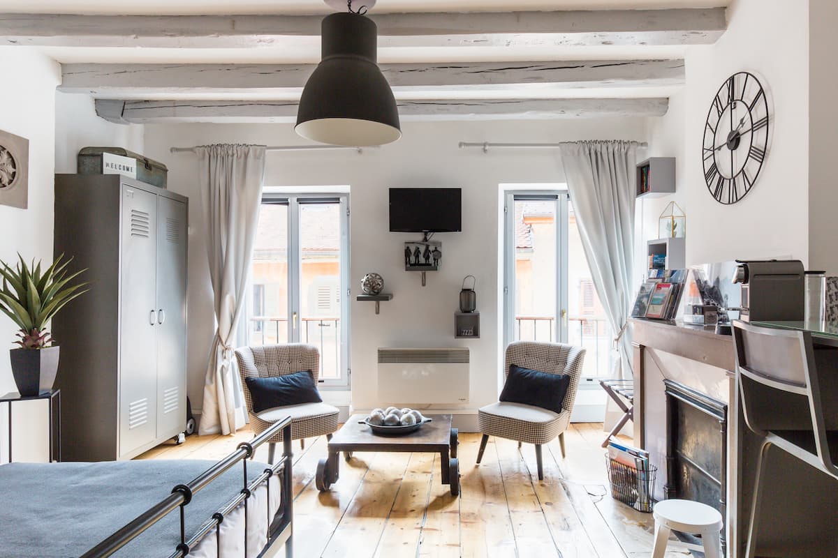 Au Grey d'Annecy, studio lumineux et cosy au cœur de la ville
