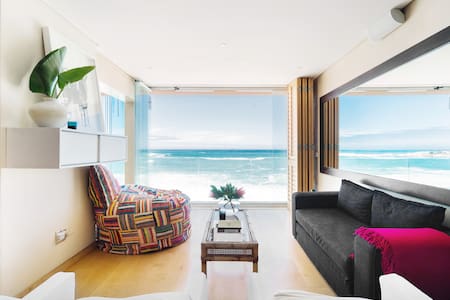 Breathtaking Oceanfront Apartment on Clifton Beach