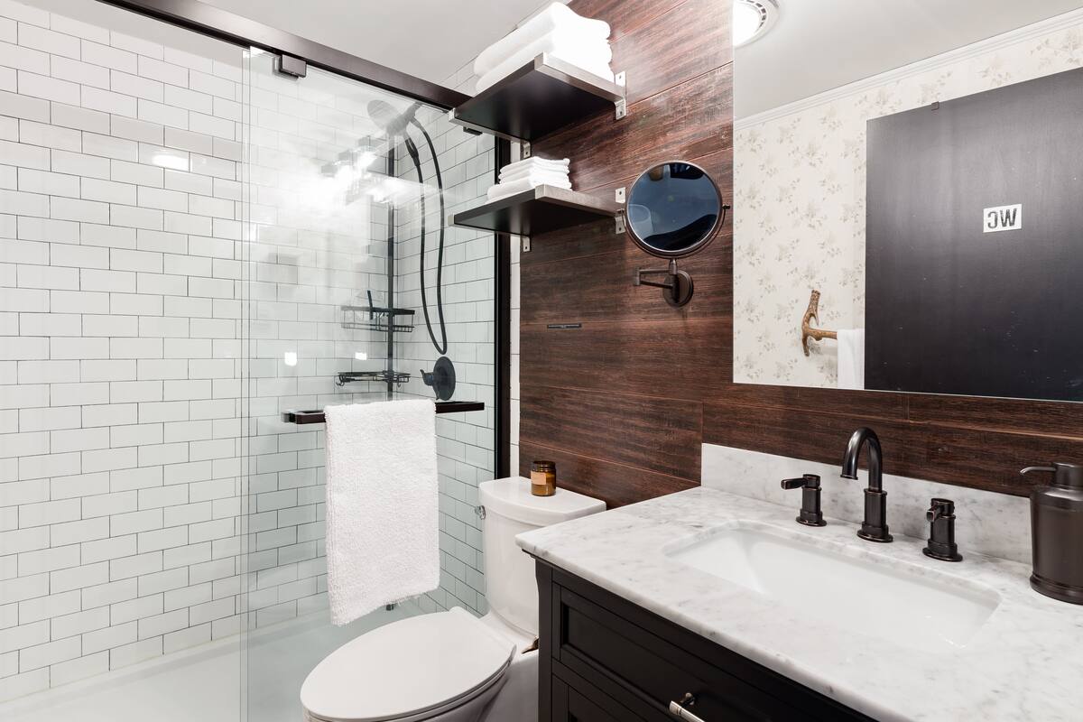 Top 10 Airbnbs With Hot Tub In Upstate New York Trip101