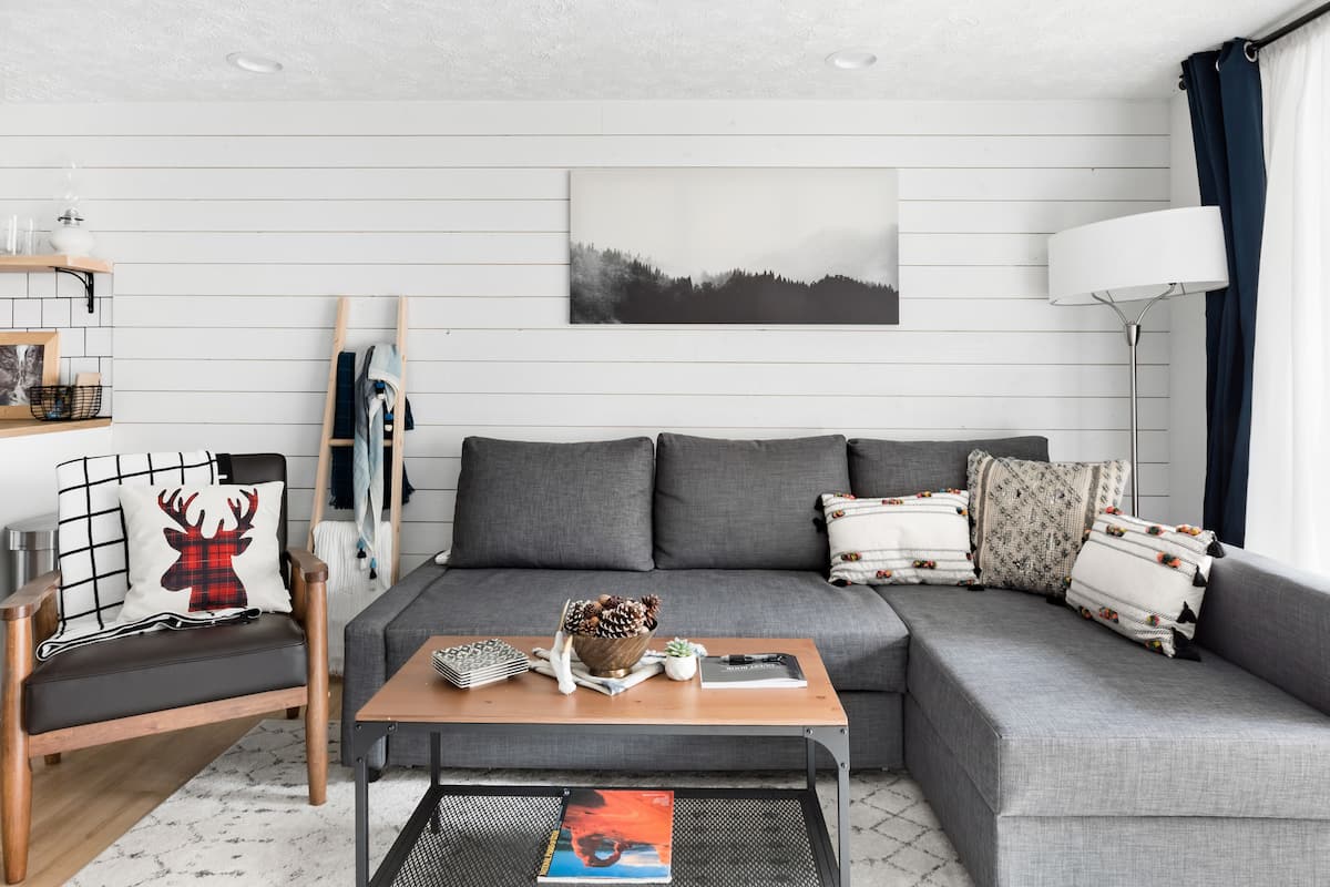 Airbnb® Sandy Vacation Rentals & Places to Stay Utah, United States