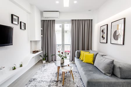 Design-Savvy Studio with a Cozy Balcony