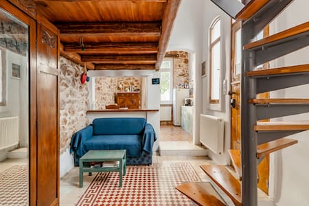 Heaven of Wood and Stone in Historic Kolonos