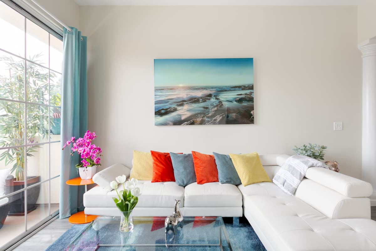 Spectacular Views from Boutique Penthouse near Beverly Hills